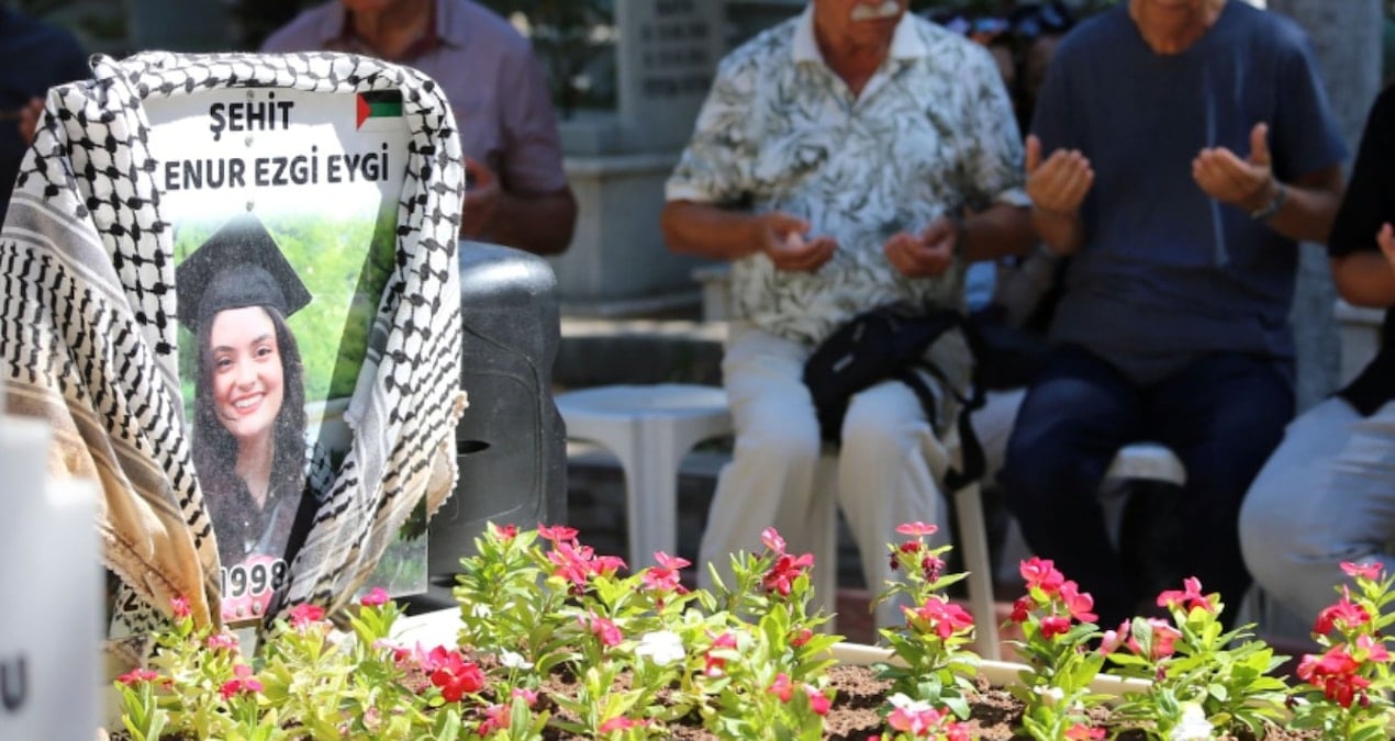 israil askerlerince katledilen aysenur ezgi eyginin esi israilden hesap sorulmasini talep etmistik 1XM8Pft2