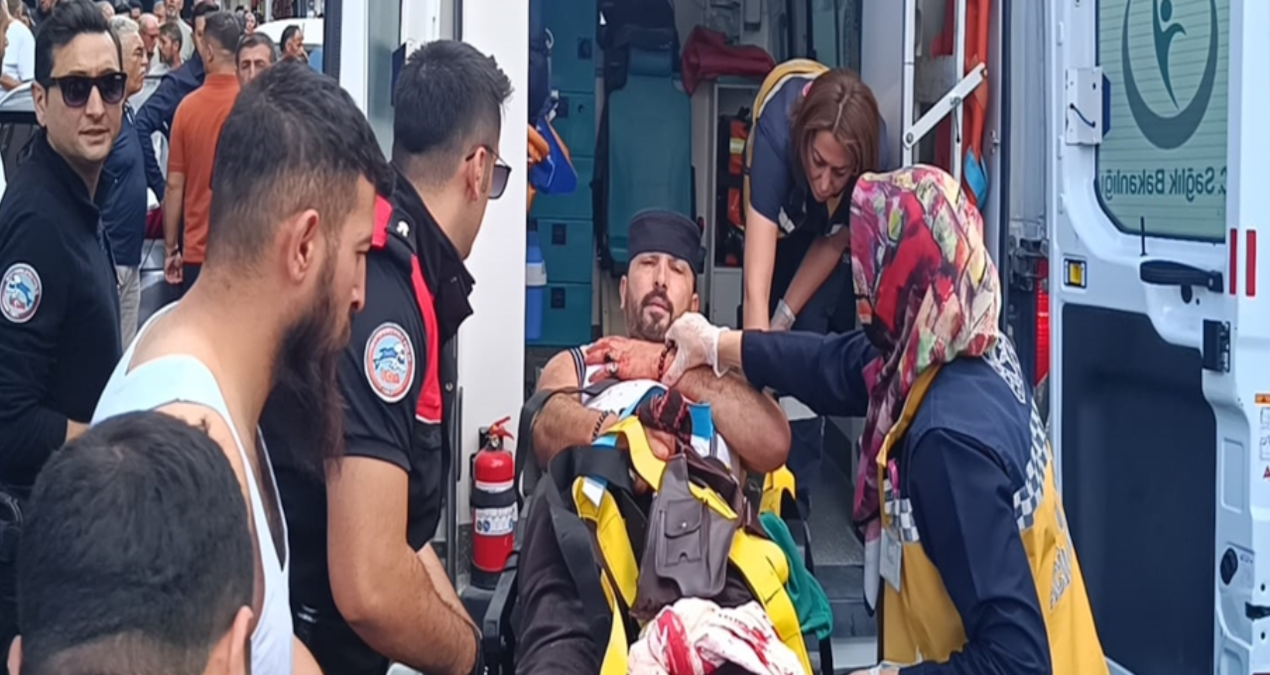 kasap komsusunu vurdu kiyafetiyle tampon yapti ZrnquTHk