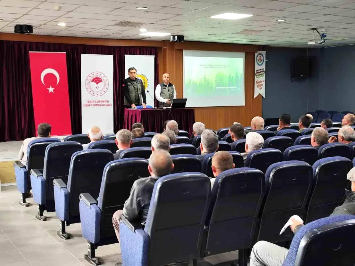 bozuyukte orman yonetim konseyi egitimi verildi VkWgnx6U.jpg
