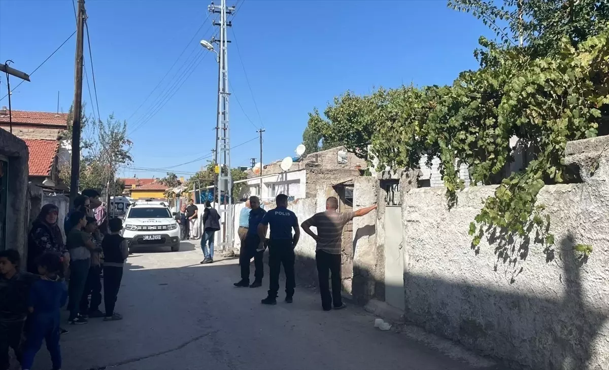 kayseride 32 yasinda bir adam olu bulundu De726DfJ