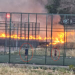 Yangina ragmen futbol alevlerin golgesindeki mac kamerada f94eEX3z